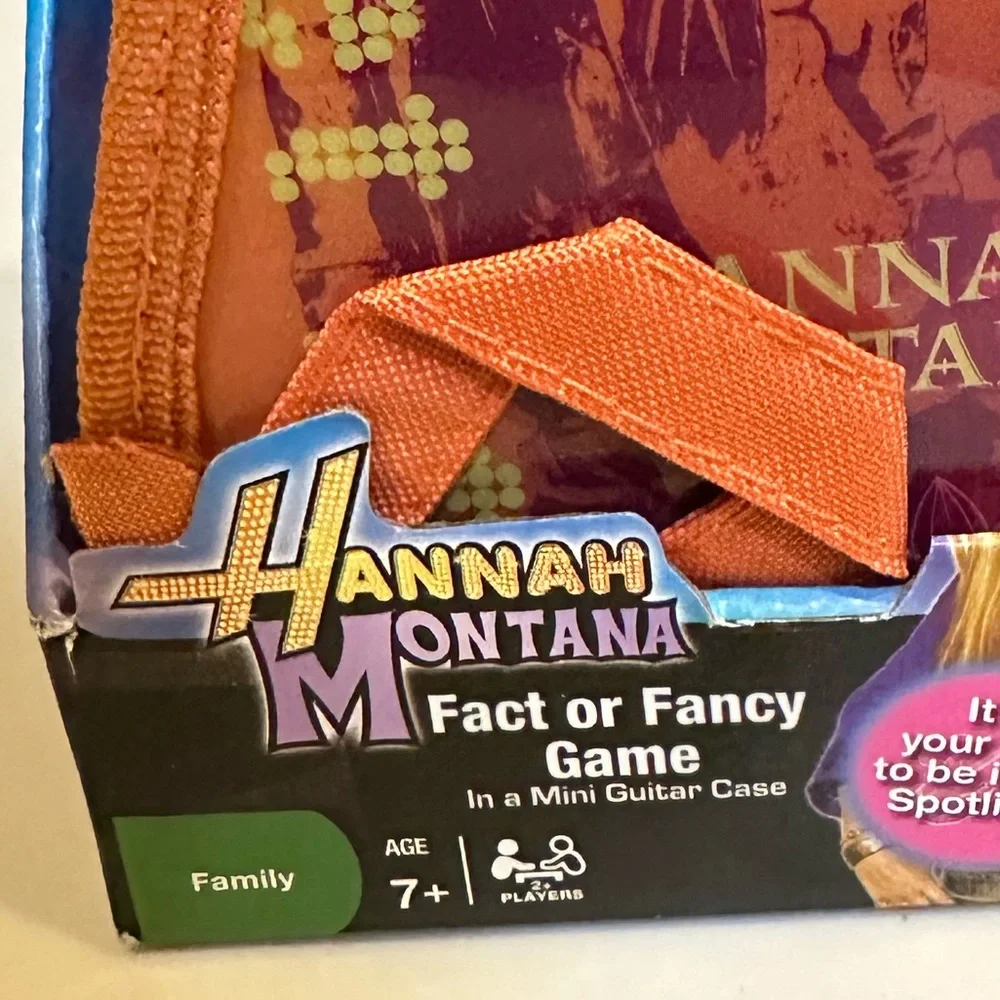 VTG HANNAH MONTANA FACT OR FANCY GAME MINI ZIP STORAGE GUITAR CASE MILEY CYRUS